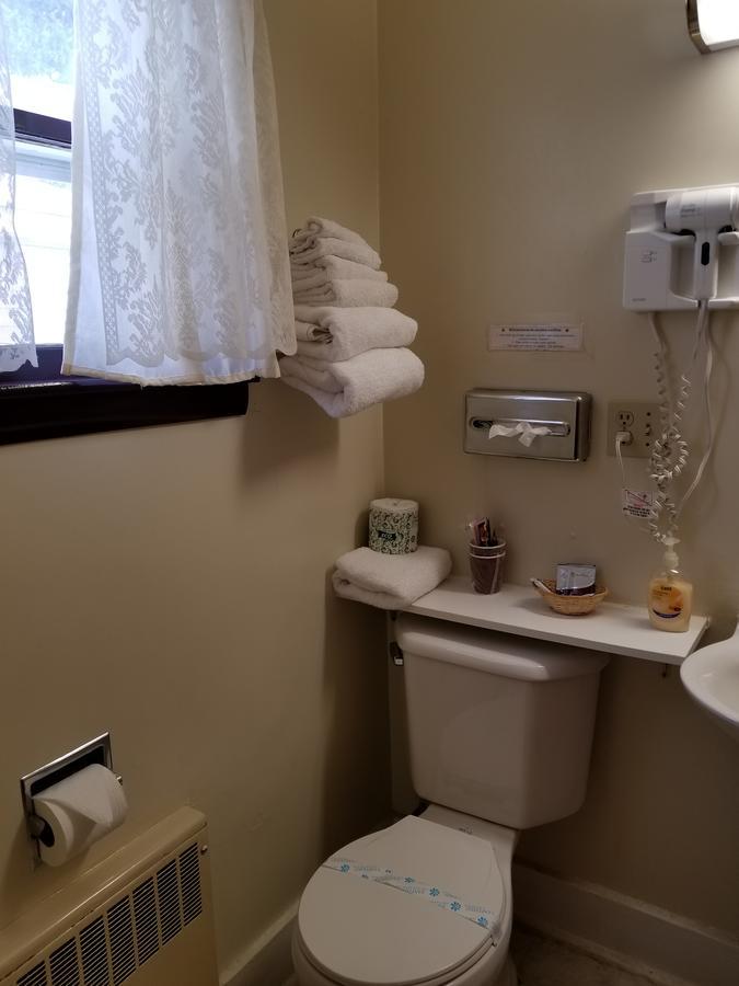 Home Motel Abbotsford Екстериор снимка